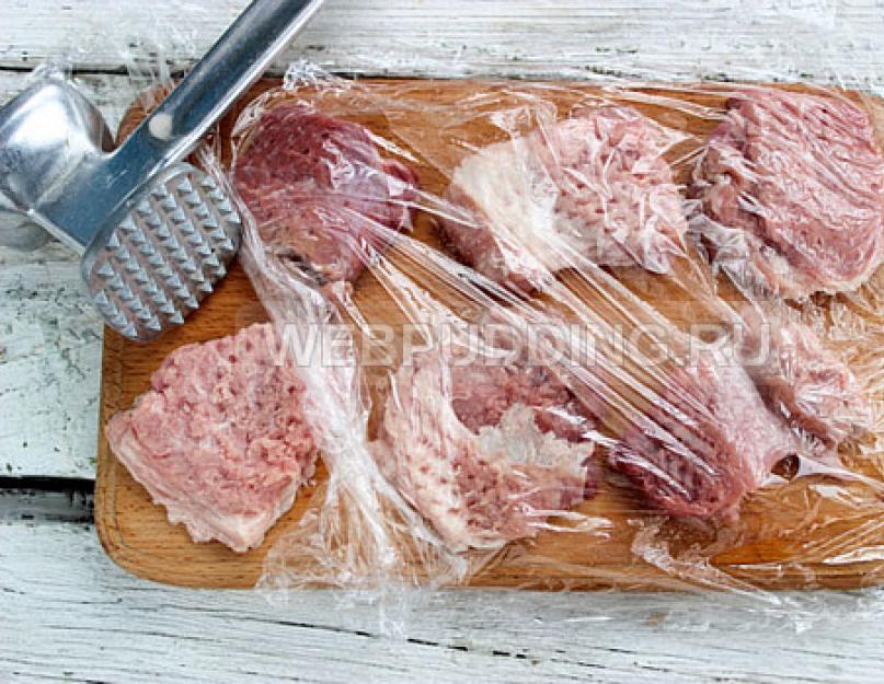 Как приготовить вкусный свиной шашлык в рукаве. Как приготовить шашлык из свинины в духовке