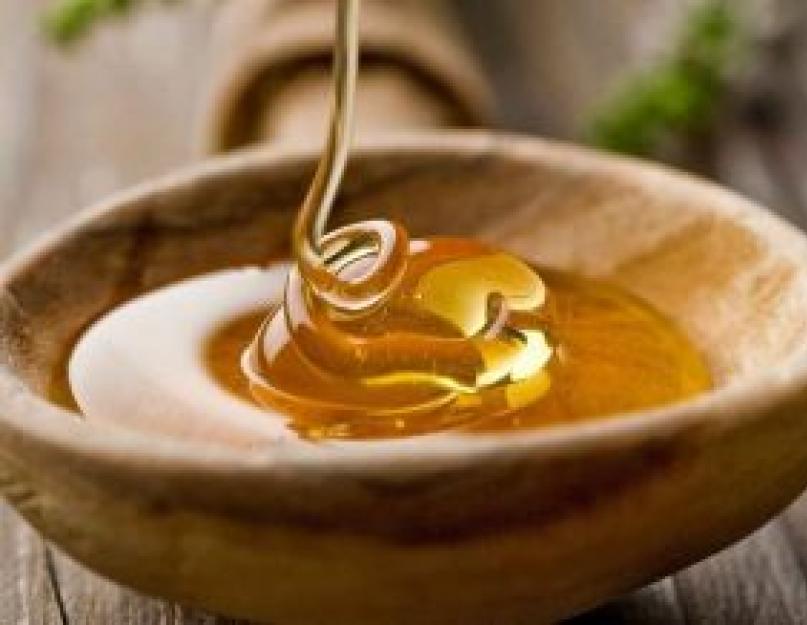 Алтайский цветочный мед как выглядит. Мед алтайский разнотравье: особенности и полезные свойства. От рапса до эспарцета
