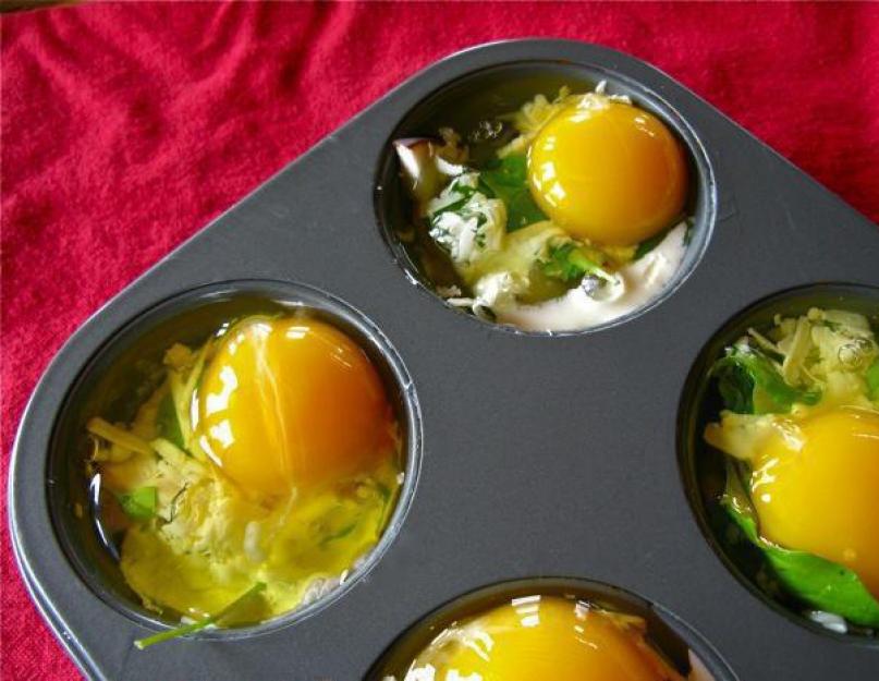Блюда из запеченных в духовке яиц. Яйца в духовке