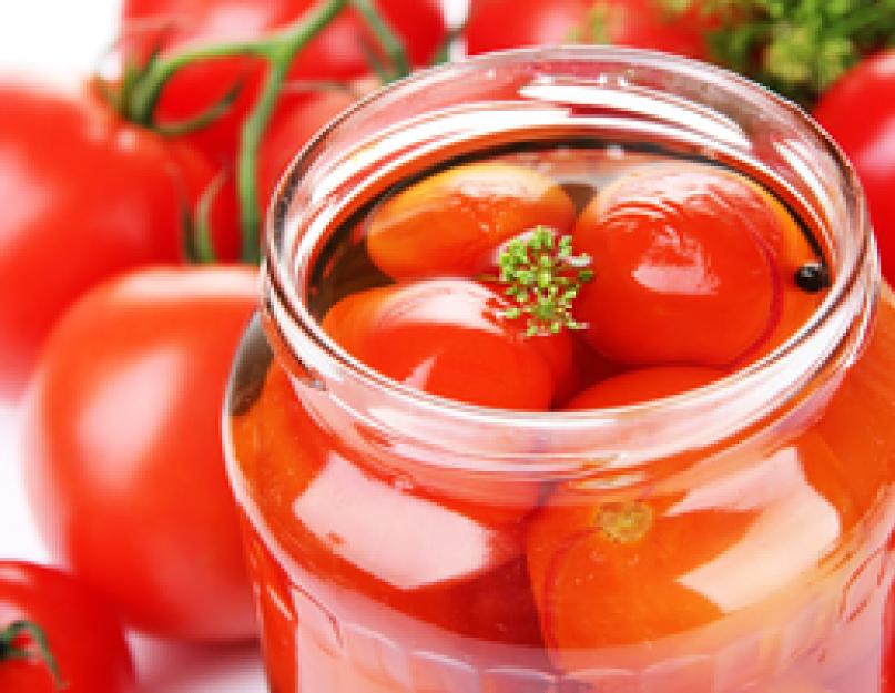 Соленые помидоры в томате. Как закрыть помидоры на зиму в литровых банках