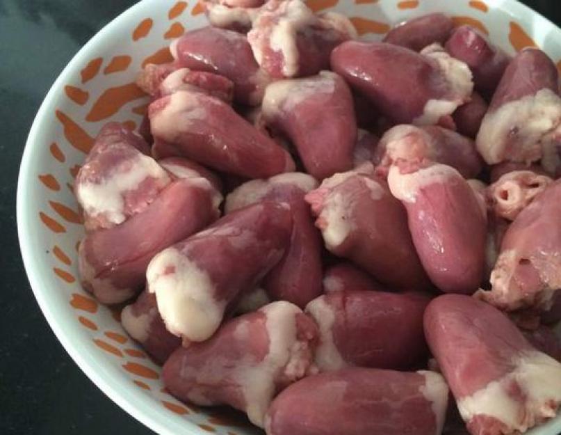 Рецепт приготовления куриных сердечек в пароварке. В соевом соусе с чесноком. Тушеные сердечки с овощами в мультиварке