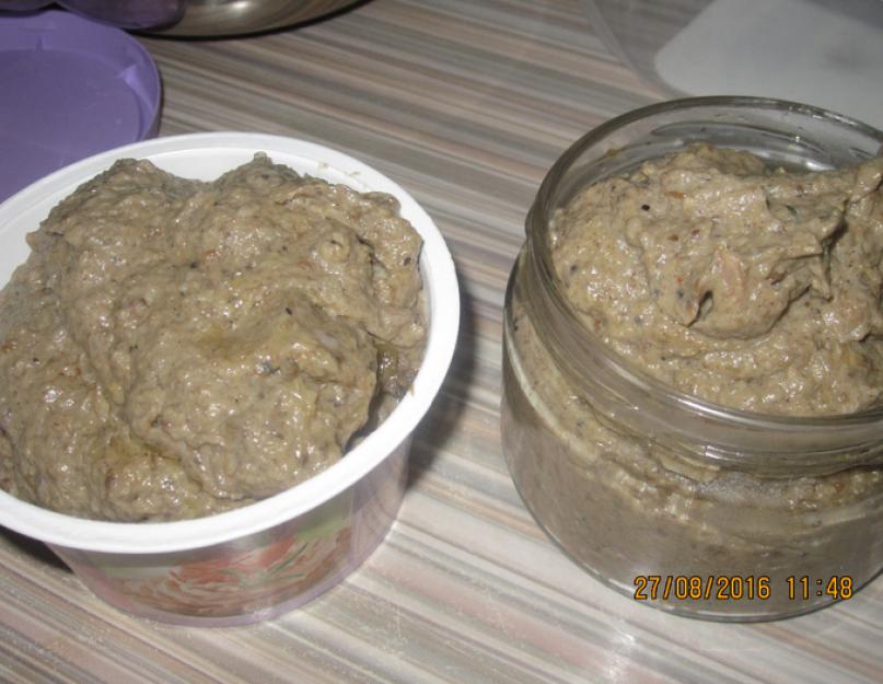 Recette de pâté de champignons à base de champignons au miel pour l'hiver.  Pâté de champignons aux champignons.  Pâté de champignons pour l'hiver.  La recette est simple