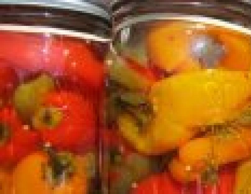 Tomates en garniture sucrée pour l'hiver.  Comment mariner des tomates à l'ail pour l'hiver : recette aux épices et herbes.  Recette de tomates douces d'hiver aux feuilles de chêne