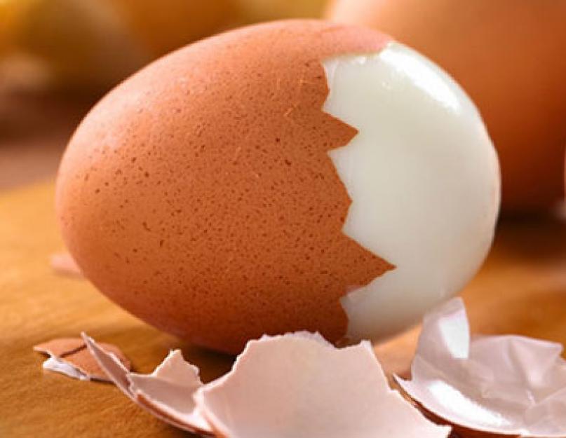 Можно ли есть всплывшие яйца. Из чего состоит куриное яйцо? Как отличить свежие яйца от несвежих