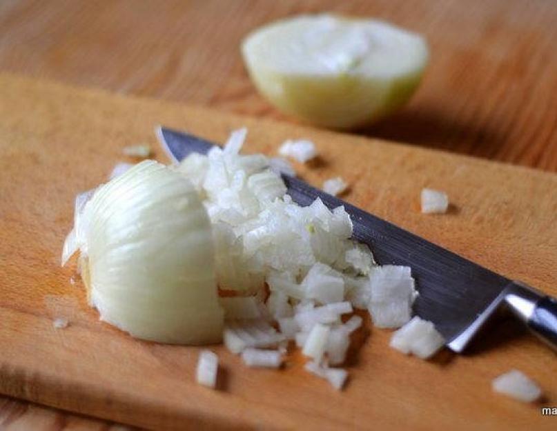 Espaguetis a la boloñesa.  Recetas paso a paso para preparar pasta (espaguetis) a la boloñesa