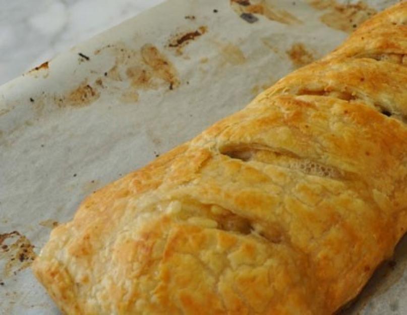 Strudel aux pommes en pâte feuilletée - recette étape par étape avec photos.  Comment faire un strudel aux pommes à partir de pâte feuilletée.  Strudel aux pommes en pâte feuilletée - une pâtisserie brillante !  Options de remplissage et recettes pour le strudel aux pommes feuilletées