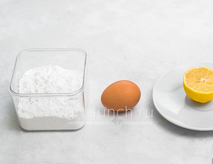 Простое домашнее печенье с сахарной глазурью в форме сердечек. Разнообразные варианты приготовления цветной глазури для печенья