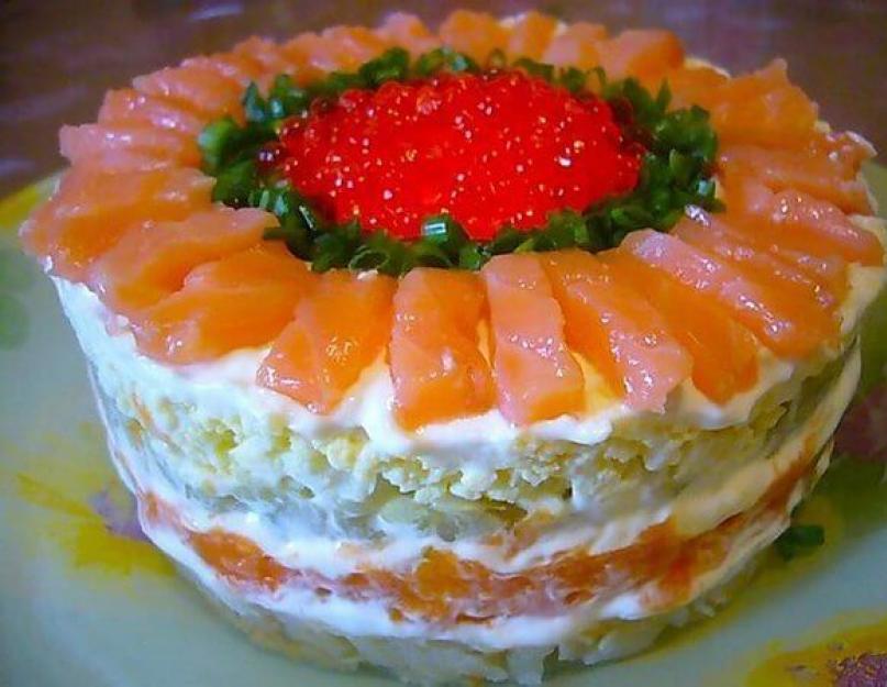 10 самых популярных новогодних салатов. Десертный салат «Грейпфрут» с фруктовой начинкой. Слоеный салат «мой генерал»