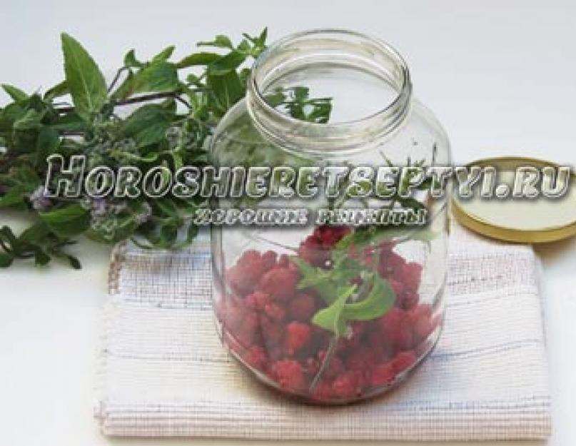 Compote de framboises pour l'hiver.  Compote de framboises.  Recettes pour une consommation rapide.  Une recette photo simple de compote de framboises vitaminée - préparation hivernale sans stérilisation