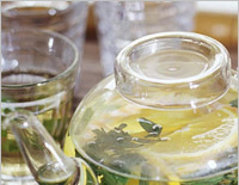 Чем полезен зеленый чай для организма человека. Возможный вред зеленого чая для организма человека. Зеленый чай бодрит или успокаивает