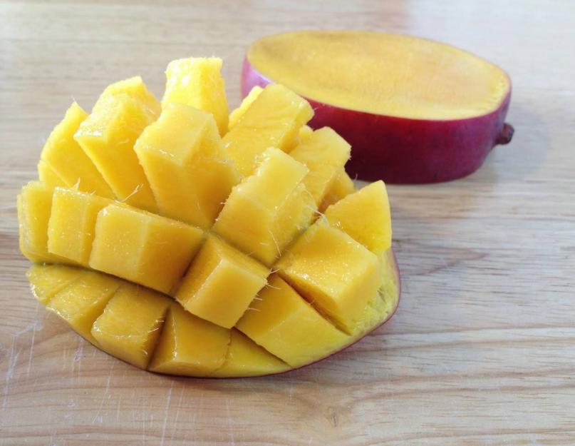 Манго употребление. Как есть манго калорийность и полезные свойства