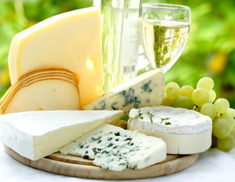 برش های زیبا سوسیس و پنیر - برش های زیبا برای سفره تعطیلات (عکس).  بشقاب پنیر: طرز تهیه و طعم صحیح بشقاب پنیر برای میز بوفه