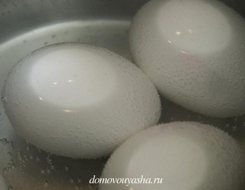 Фаршированные яйца с крабовыми палочками и сыром. Яйца, фаршированные крабовыми палочками