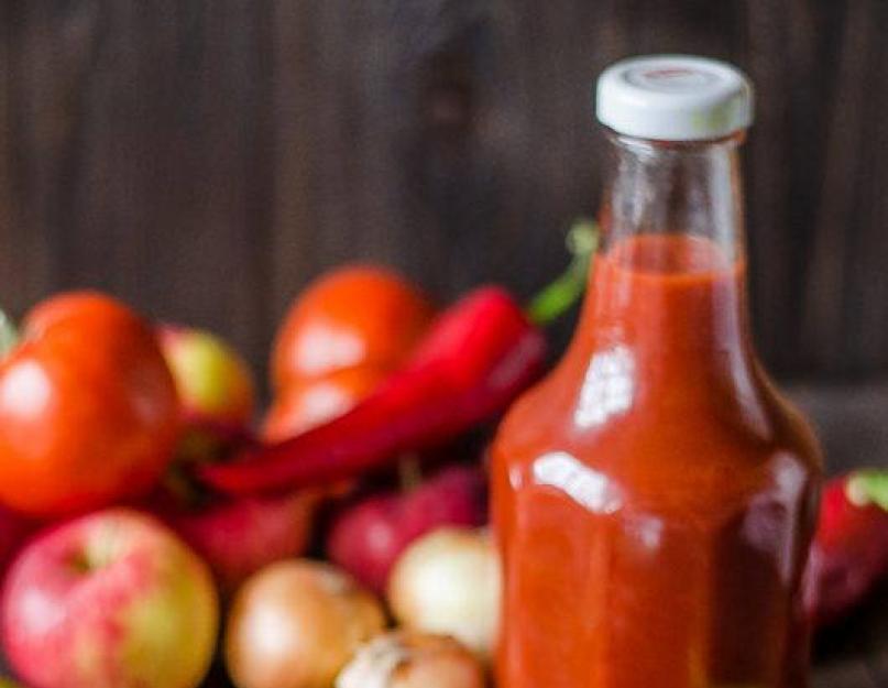 Faire du ketchup à la maison.  Comment préparer un délicieux ketchup aux tomates maison pour l'hiver.  Préparations d'hiver, ketchup aux tomates : la recette la plus délicieuse