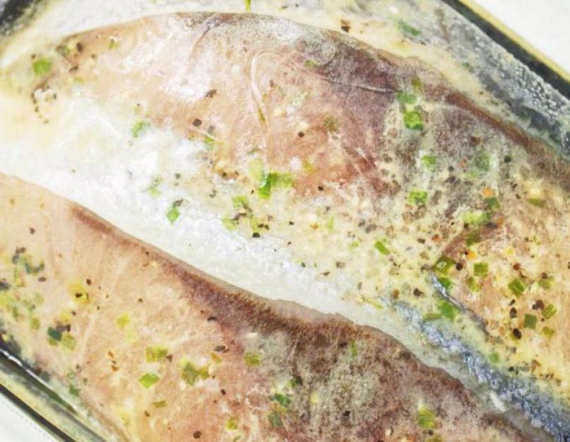 Рыба желтохвост рецепты приготовления в духовке. Рыба желтохвост, запеченная в фольге в духовке