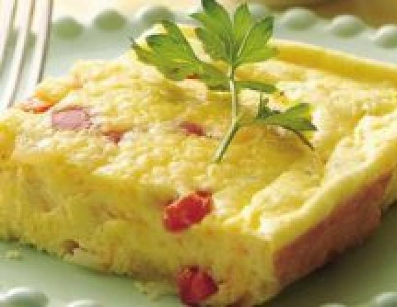 Comment faire cuire une omelette moelleuse dans une poêle.  Avec du lait et des œufs aux courgettes.  Omelette luxuriante au lait, œuf et fromage - recette au four