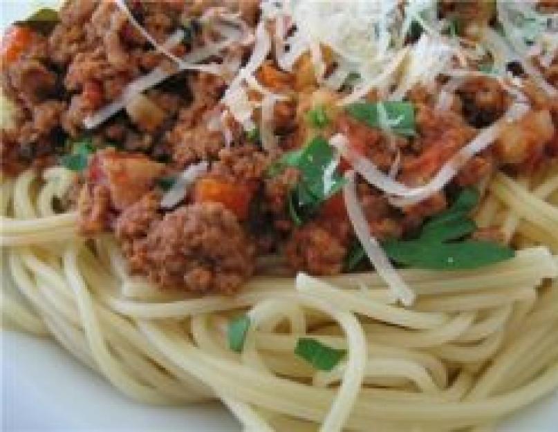 Соус для спагетти с фаршем и сыром. Спагетти с фаршем (Рецепт с фото)