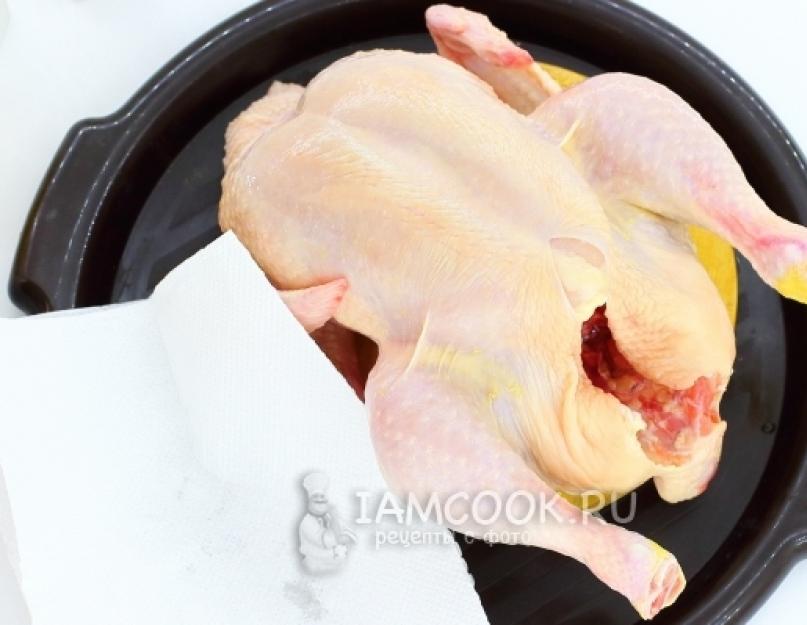 Курица с хрустящей корочкой, запечённая в духовке. Как приготовить курицу в духовке целиком с корочкой, чтобы получилась сочная и вкусная, румяная. Курица с хрустящей корочкой целиком в духовке