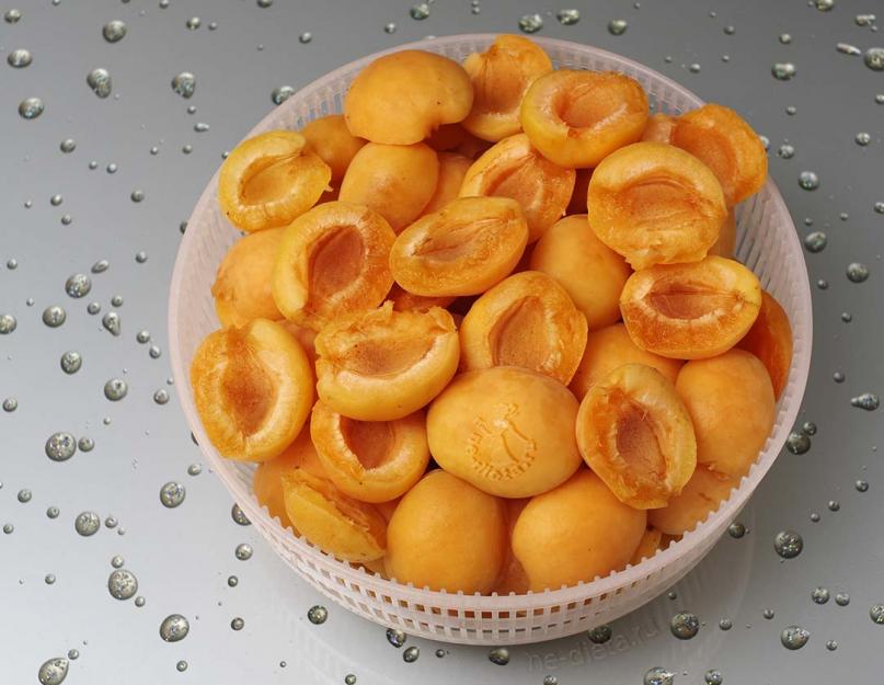 Как сделать джем из абрикосов. Джем из абрикосов — простой рецепт вкусной сладкой заготовки. Джем из абрикосов и апельсинов без варки