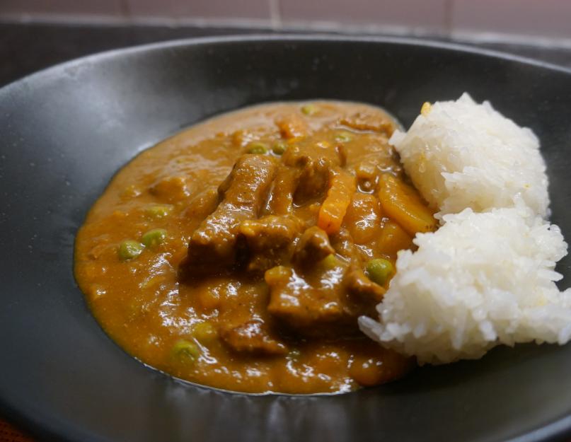 Как сделать соус карри в домашних условиях. Что такое карри: разница между листьями, приправой и блюдом. Тайский соус карри