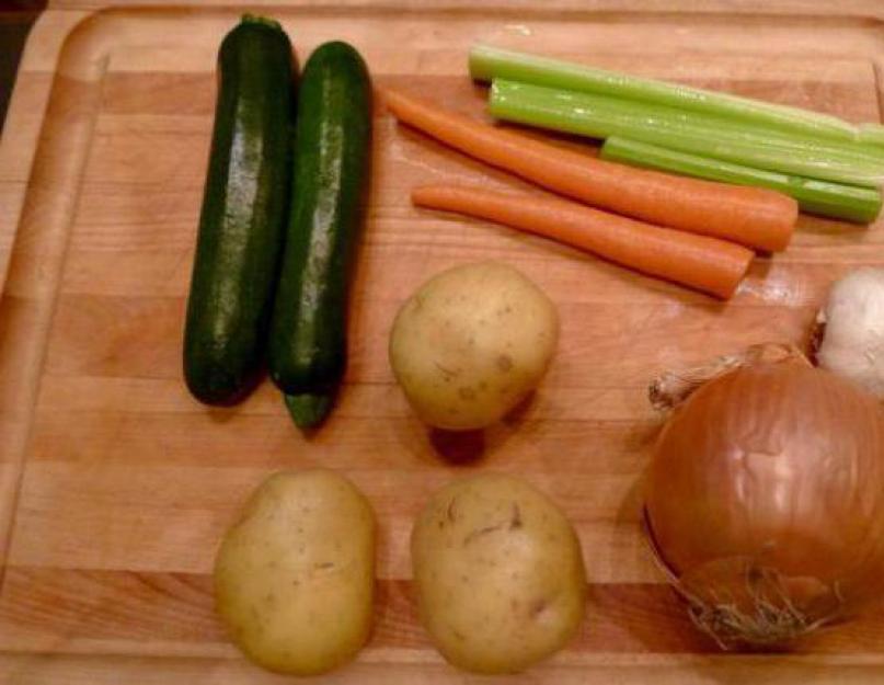 Рагу из свинины с картошкой в мультиварке. Вариант с белокочанной капустой и свежими томатами. Другие рецепты категории