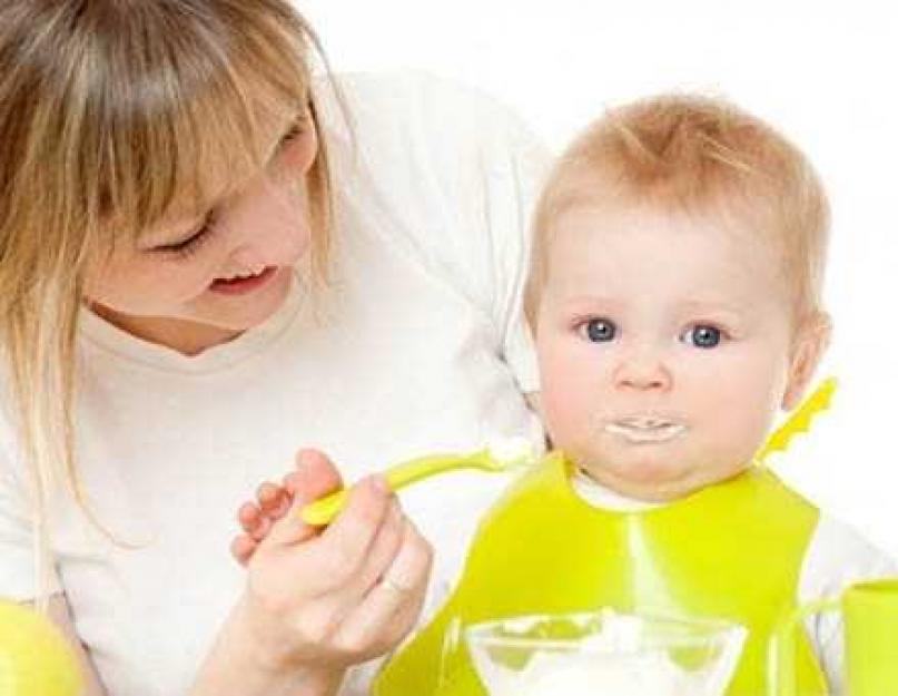 Purée de chou-fleur sans lait.  Purée en pot ou purée maison ?  Purée de chou-fleur, pomme de terre et courgette pour bébé