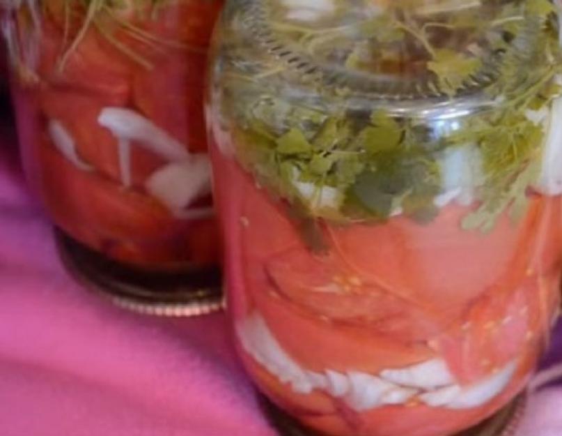 Салатные заготовки на зиму из помидор. Как правильно хранить домашнюю консервацию? Как приготовить салат Пальчики оближешь из помидор и перца на зиму без стерилизации — видео-рецепт
