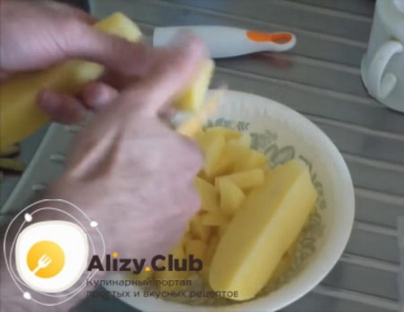 Картофель в мундире запеченный в микроволновке. Как варить картошку в микроволновой печи. Готовим картофель в мундире в микроволновке