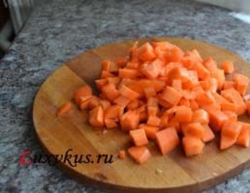 Salade d'hiver, ragoût de légumes assortis.  Ragoût de légumes pour l'hiver.  Variété de saveurs