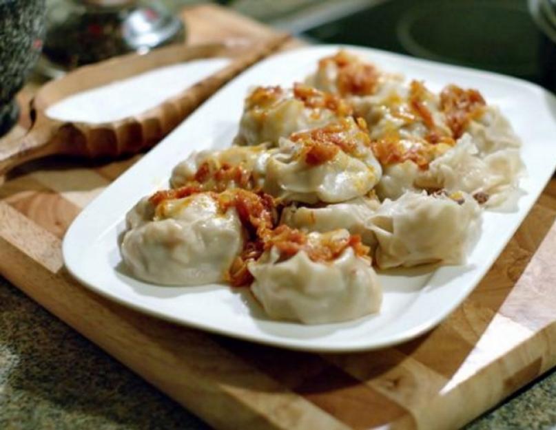 Manti à la citrouille et à la viande à la manière ouzbèke.  Comment faire cuire des manti à partir de citrouille et de viande hachée.  Manti à la citrouille et à la viande - Saveur asiatique.  Plusieurs façons de préparer un plat - manti à la citrouille et à la viande