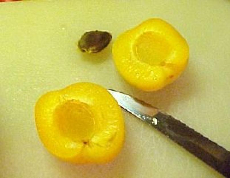 Comment faire de la confiture d'abricots dénoyautés.  Confiture d'abricots pour l'hiver - soleil d'été en pot !  Recettes de différents types de confiture d'abricots pour l'hiver.  Comment faire cuire la confiture d'abricots