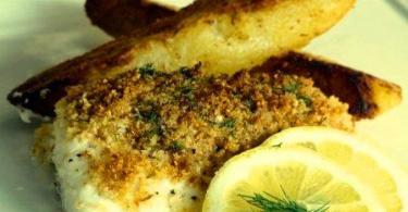 Helleflynder er en fisk med fantastisk smag og uden ben Opskrift på stuvet helleflynder.