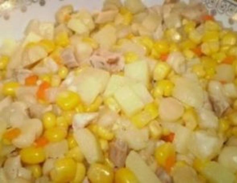Салат с кукурузой быстрого приготовления. Салат с кукурузой и морепродуктами. Что понадобится на простой салат с кукурузой