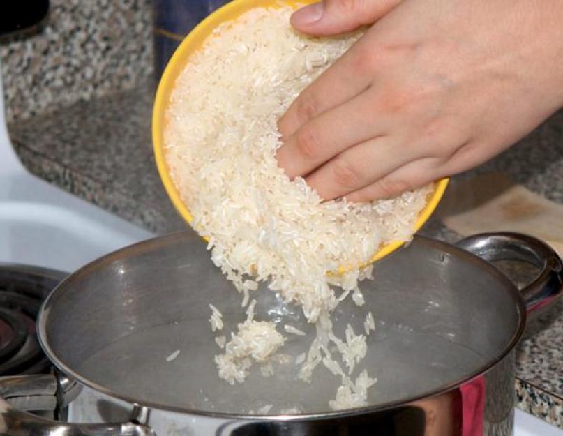 Приготовление рассыпчатого риса на гарнир. Готовим длиннозерный рассыпчатый рис в кастрюле. Как правильно варить рис: температура и время