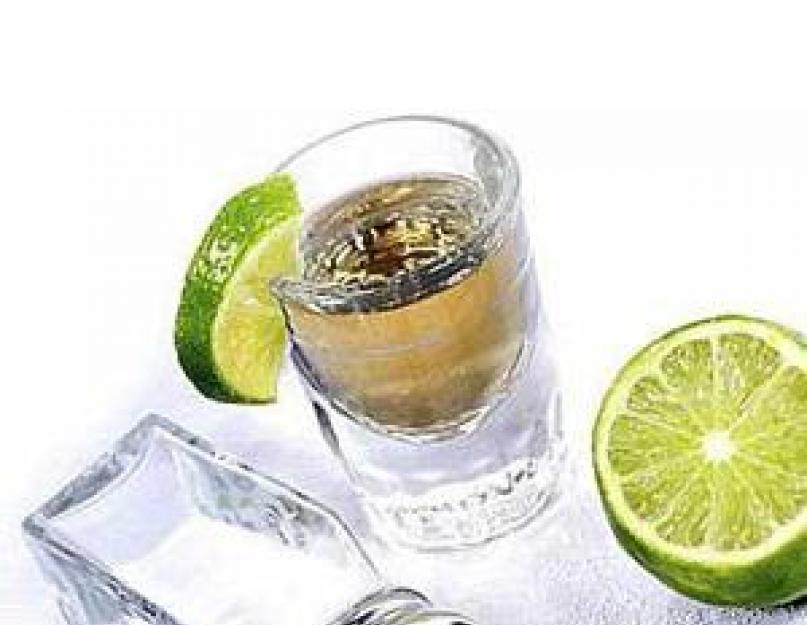 Comment boire correctement la tequila : que manger et dans quoi verser.  Buvez-vous de la tequila froide ou tiède ?  Pourquoi la tequila est-elle souvent bue avec du sel ?