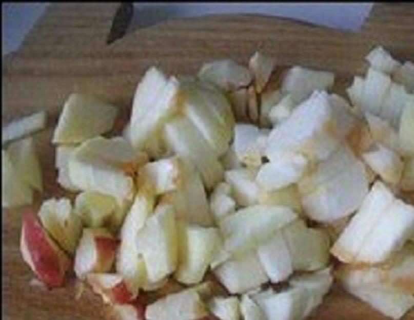 Как приготовить яблочные пирожки. Нежная начинка для пирожков из яблок и творога. Классические печеные пирожки с яблоками в духовке