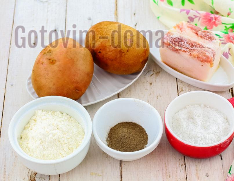 Comment faire cuire du saindoux avec des pommes de terre dans une poêle.  Pommes de terre sautées au saindoux.  Pommes de terre au four avec du saindoux en brochettes