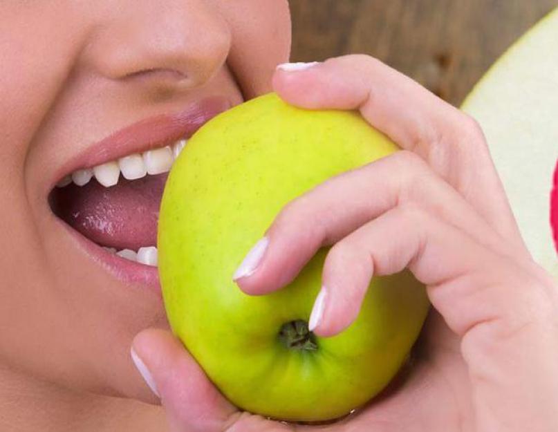 Faut-il manger les pommes avec ou sans la peau ?  Les pommes sont indispensables pendant la grossesse car...  Les bienfaits des pommes pour des dents saines