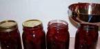 La confiture est-elle versée dans des bocaux chaude ou froide ?