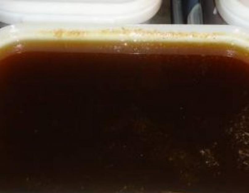 Сколько белка в меде чайной ложке. Из чего состоит натуральный пчелиный мед