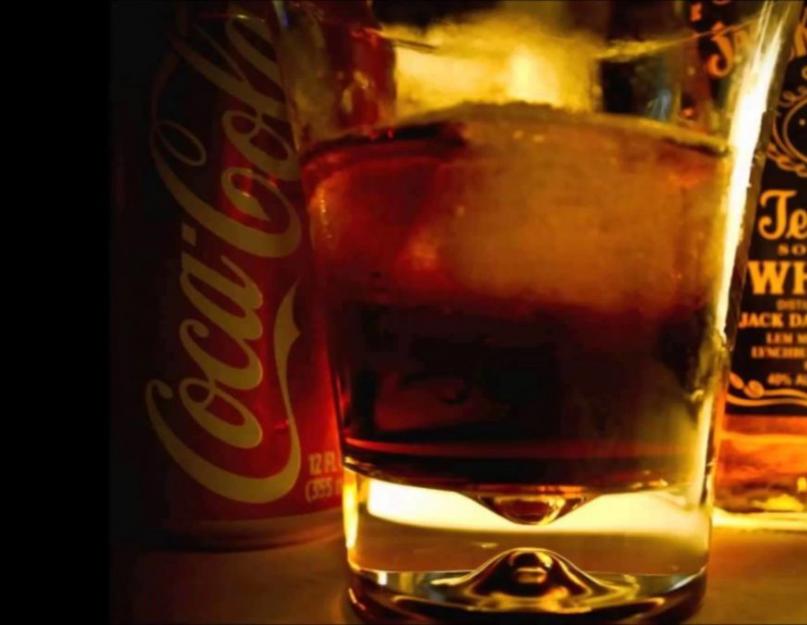 Mélanger du whisky avec du cola – le rêve américain.  Selon vous, sur quel système l’alcool a le plus grand impact négatif ?  Le rapport whisky et cola dans un cocktail