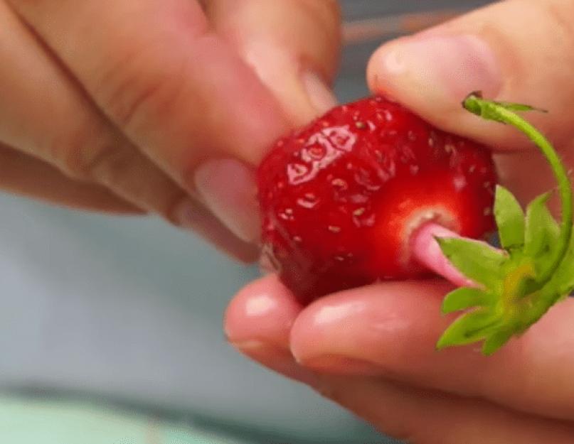 Варенье из клубники с целыми ягодами – варим быстро и вкусно! Как варить варенье из клубники с целыми ягодами