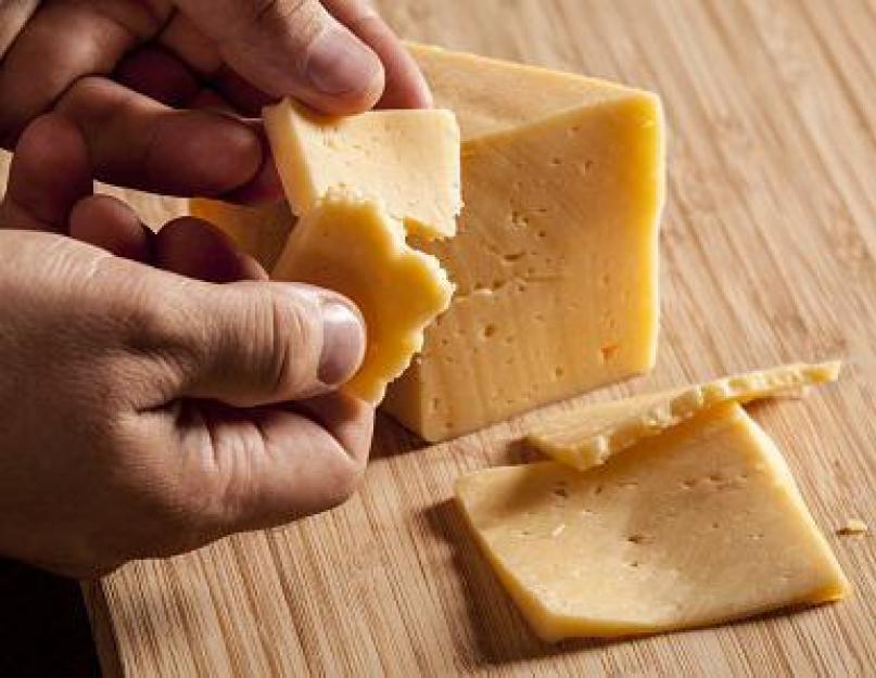 Как приготовить российский сыр. Как приготовить твердый сыр в домашних условиях? Рецепт твердого сыра в домашних условиях