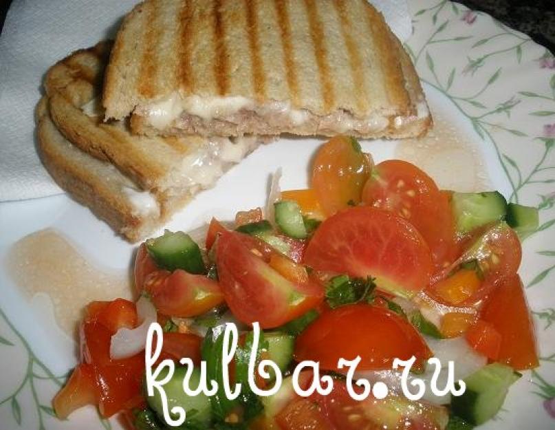 Сэндвичи с тунцом: рецепты приготовления. Бутерброды с тунцом консервированным, яйцом и огурцом